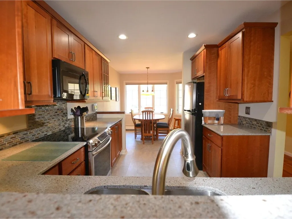 105 Covington Lane Shelburne VT 05482