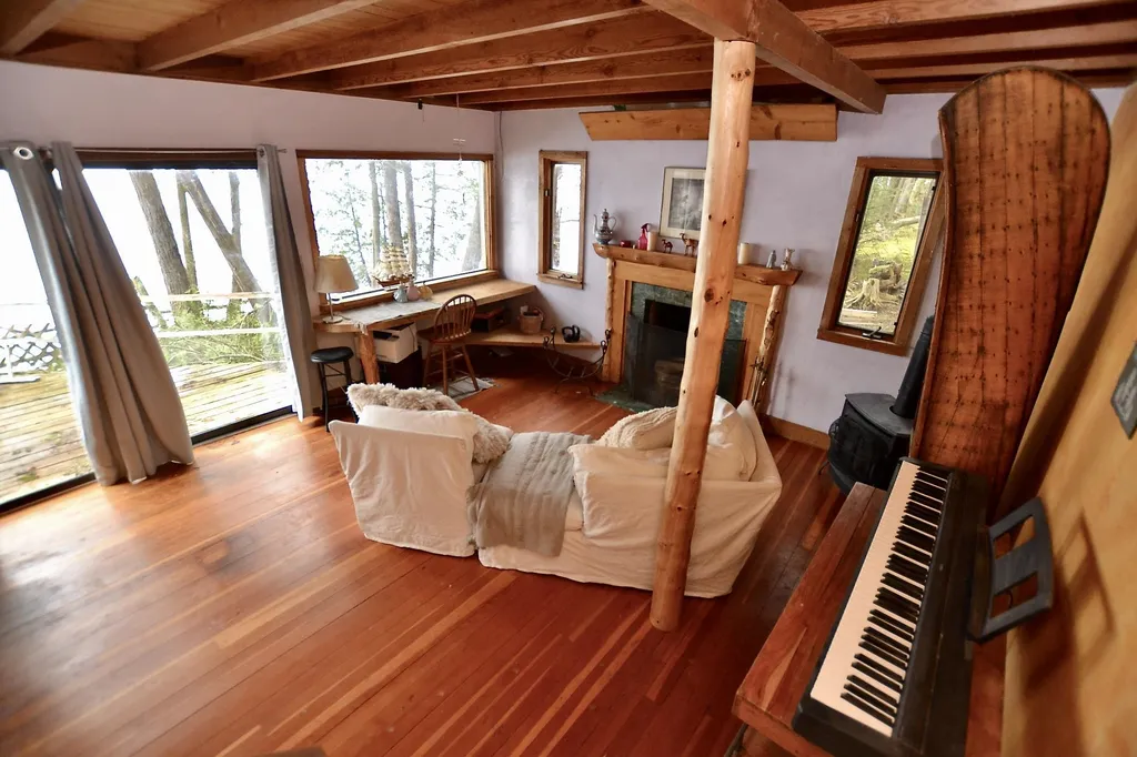 368 Hawkins Bay Lane Ferrisburgh VT 05456