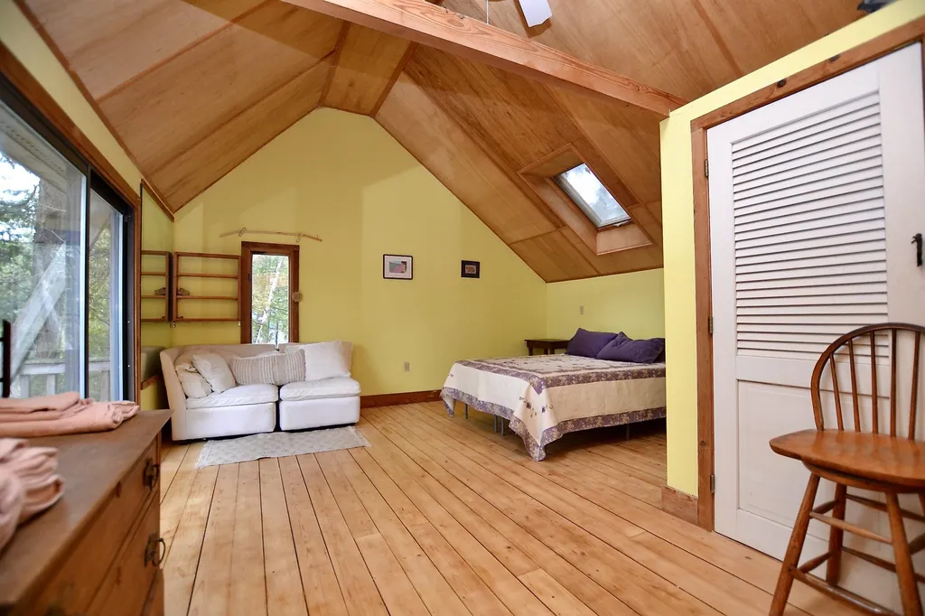 368 Hawkins Bay Lane Ferrisburgh VT 05456