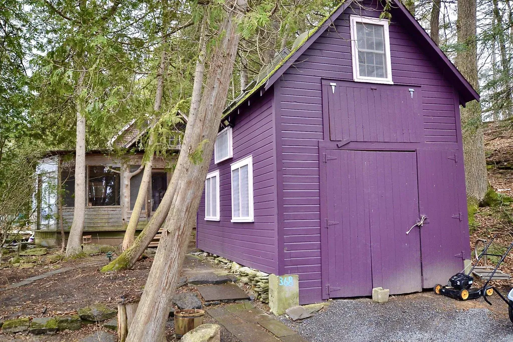 368 Hawkins Bay Lane Ferrisburgh VT 05456