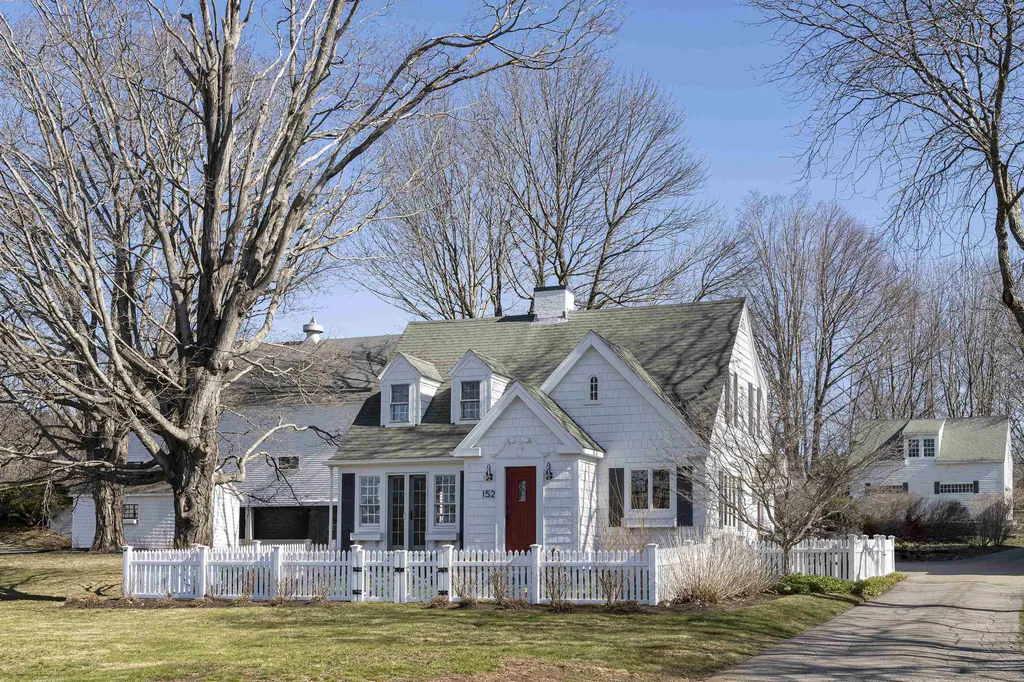 152 York Street York ME 03909