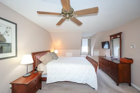 8 Knights Avenue Hooksett NH 03106
