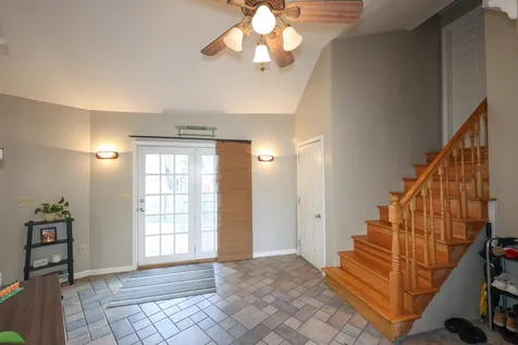8 Knights Avenue Hooksett NH 03106