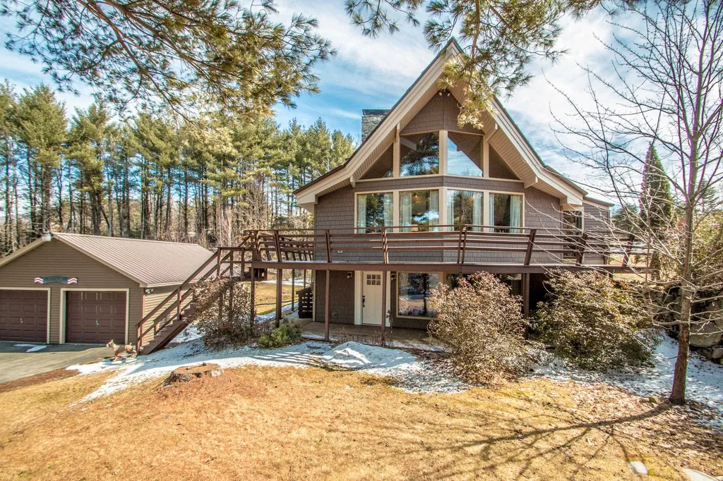 1530 Route 3 North Carroll NH 03598