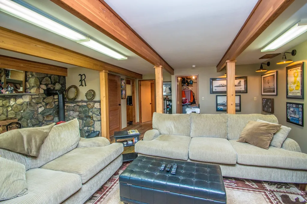 1530 Route 3 North Carroll NH 03598