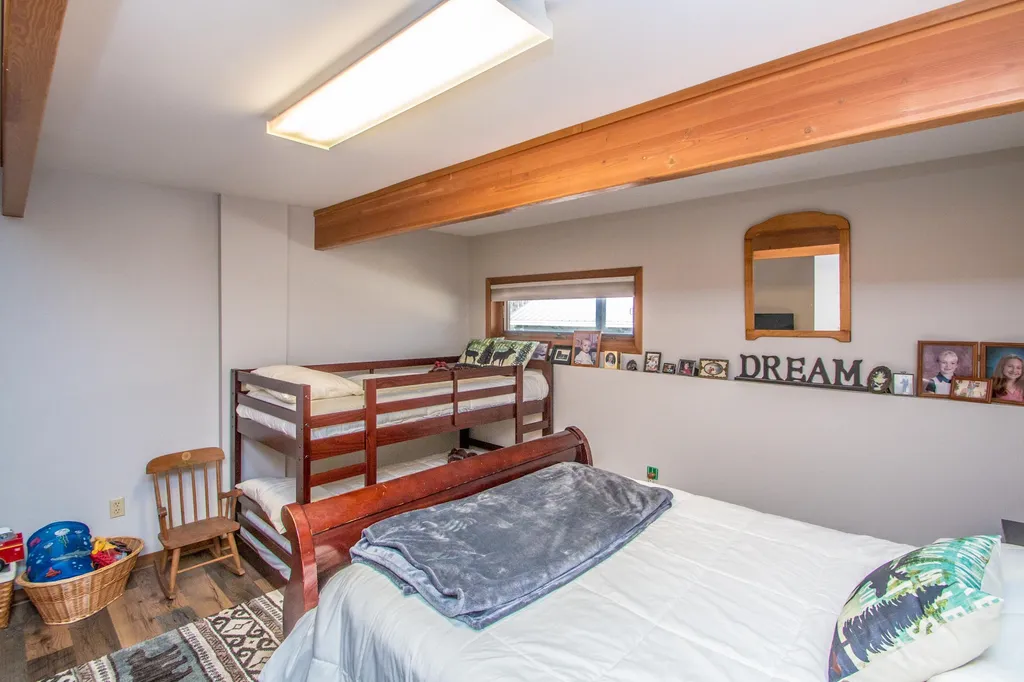 1530 Route 3 North Carroll NH 03598