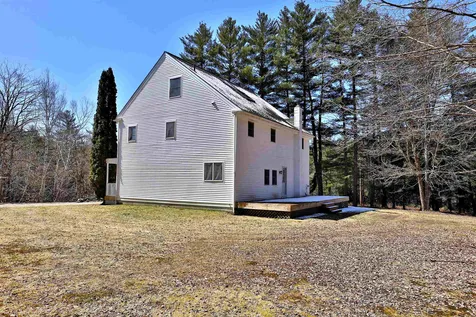 2238 Blackmer Boulevard Stockbridge VT 05772