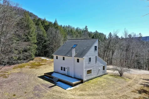 2238 Blackmer Boulevard Stockbridge VT 05772