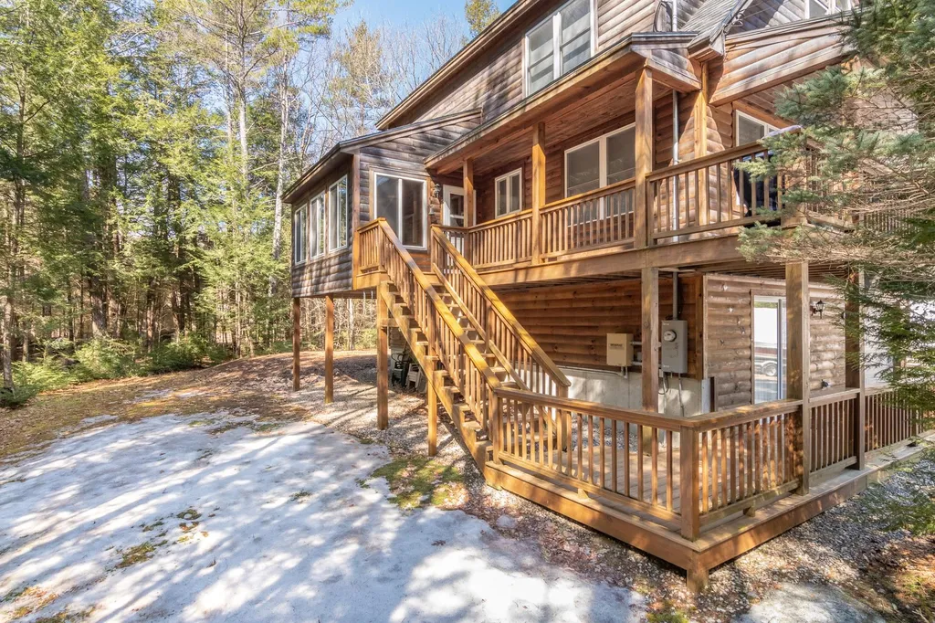 58 Snowy Street Moultonborough NH 03254