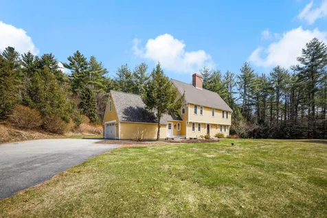 21 Buckingham Drive Bow NH 03304