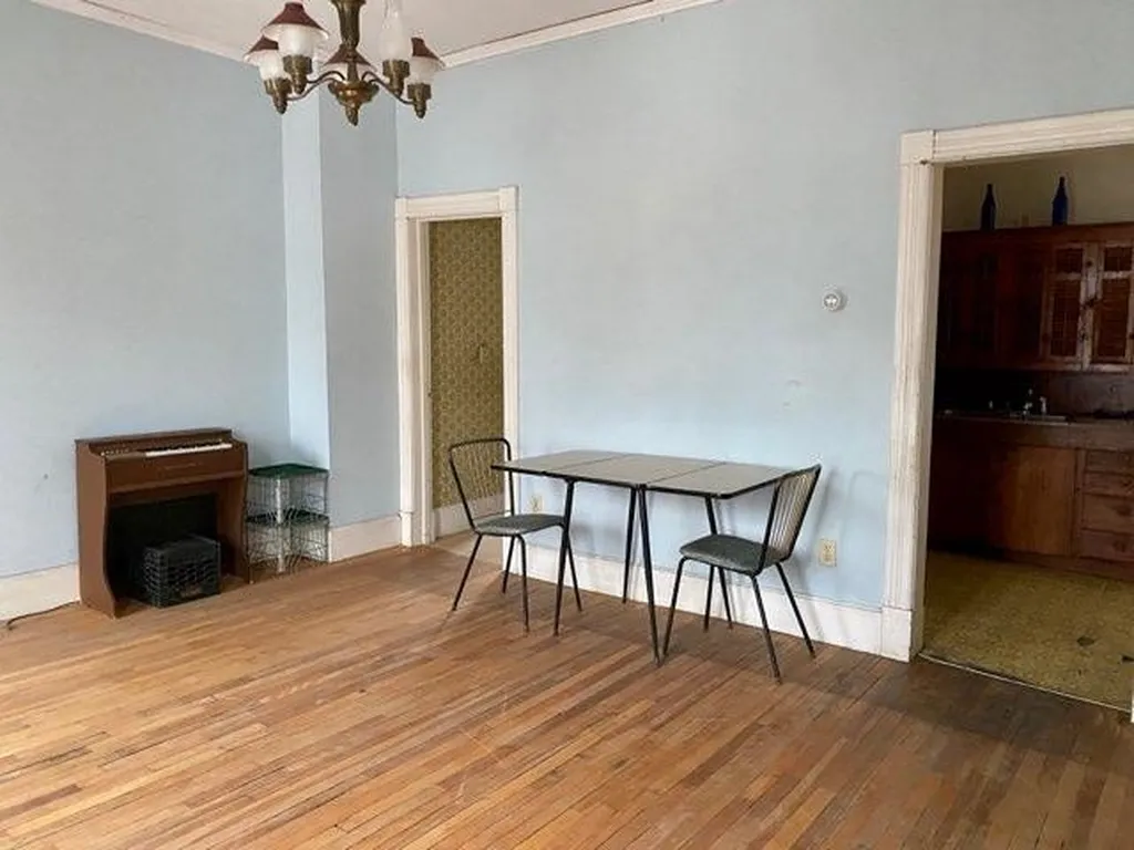 121 Benmont Avenue Bennington VT 05201