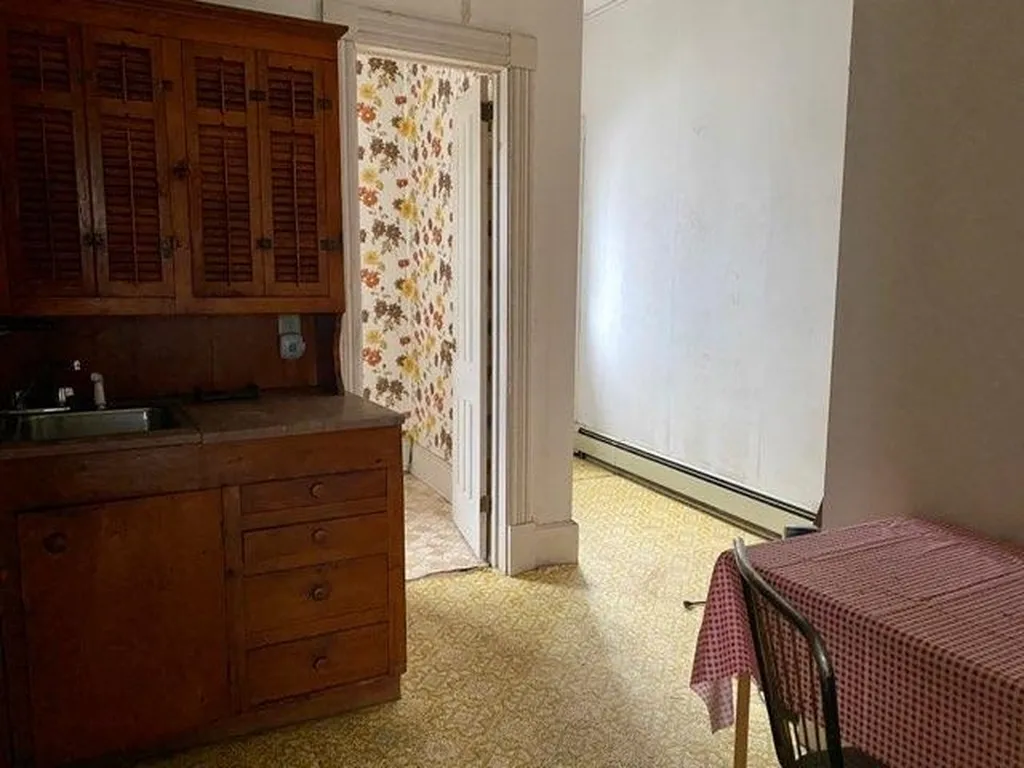 121 Benmont Avenue Bennington VT 05201