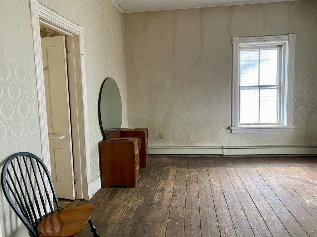 121 Benmont Avenue Bennington VT 05201