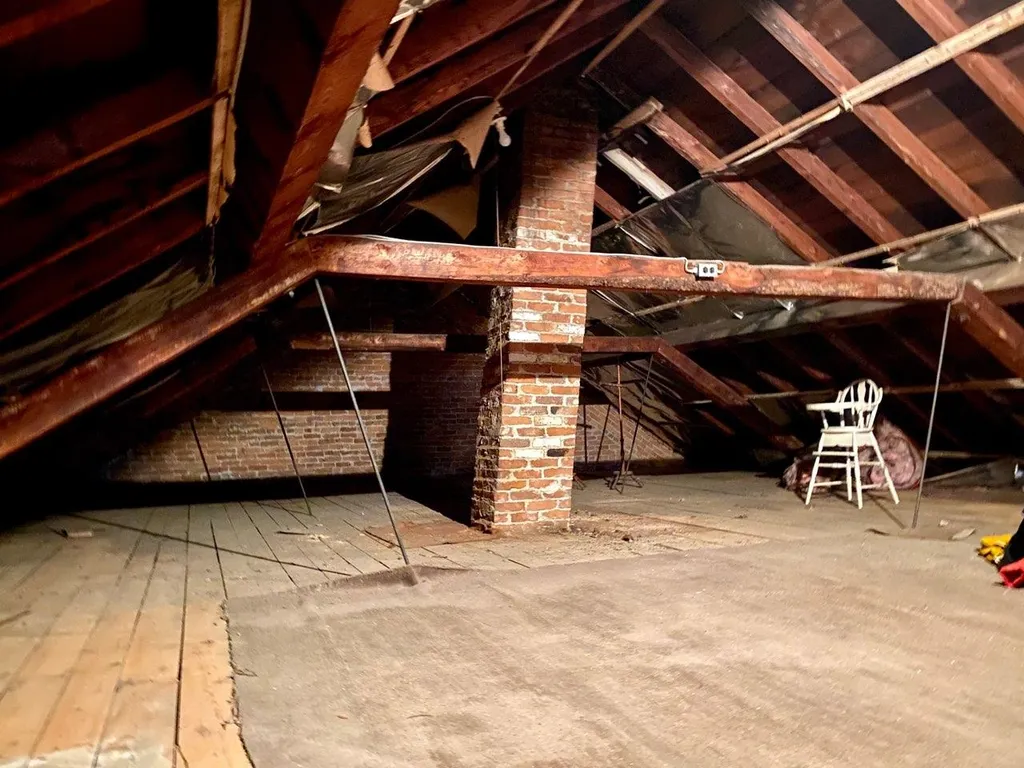 121 Benmont Avenue Bennington VT 05201