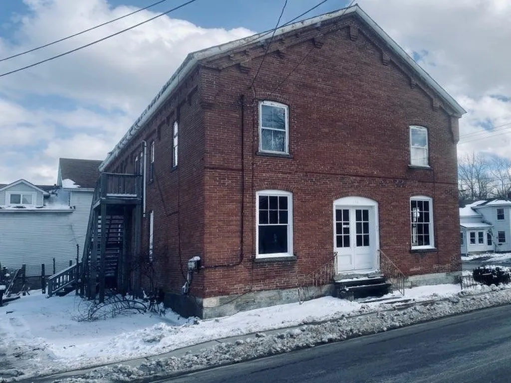 121 Benmont Avenue Bennington VT 05201