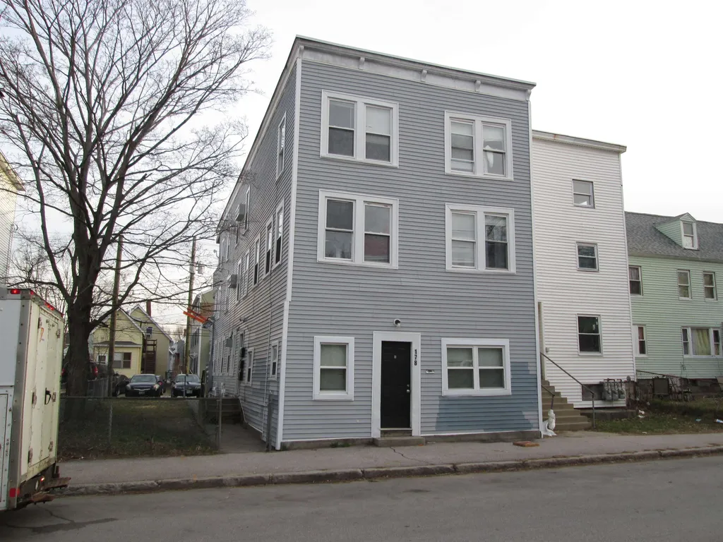 178 Central Street Manchester NH 03103