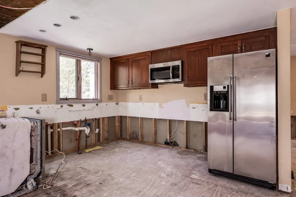 45 F W Hartford Drive Portsmouth NH 03801