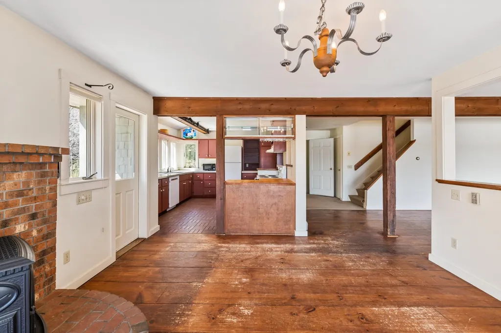1341 Little Sunapee Road New London NH 03257