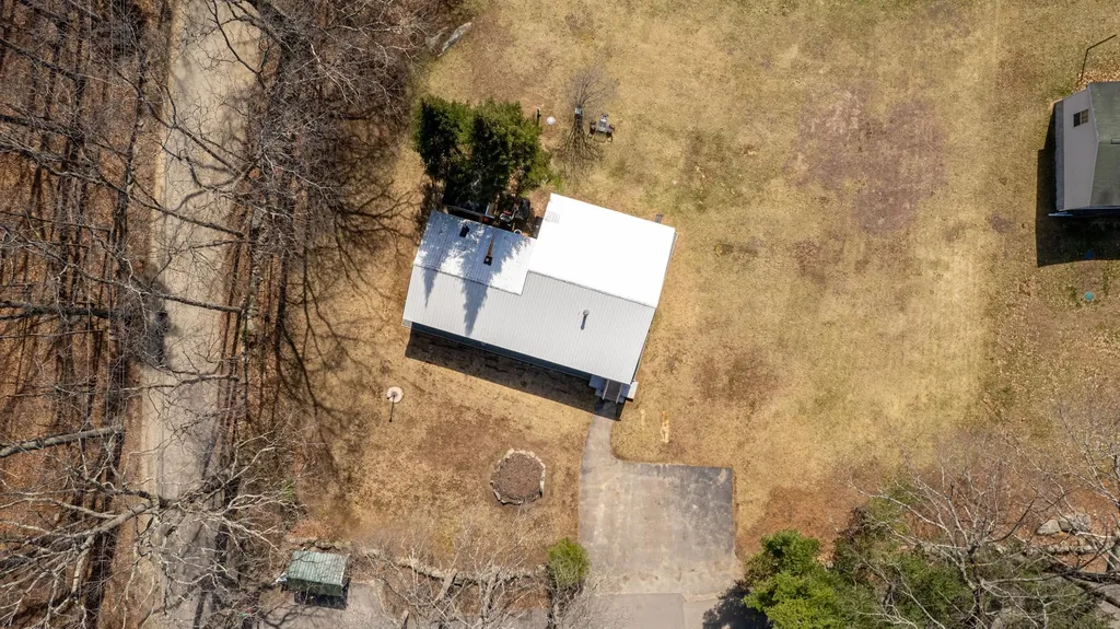1 Bunker Lane Madbury NH 03823