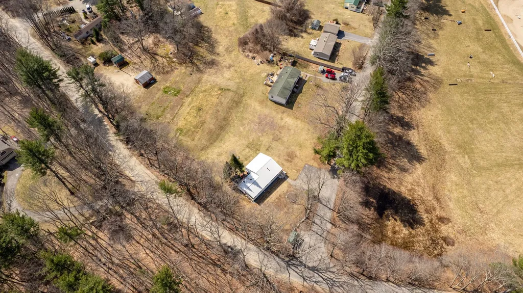 1 Bunker Lane Madbury NH 03823
