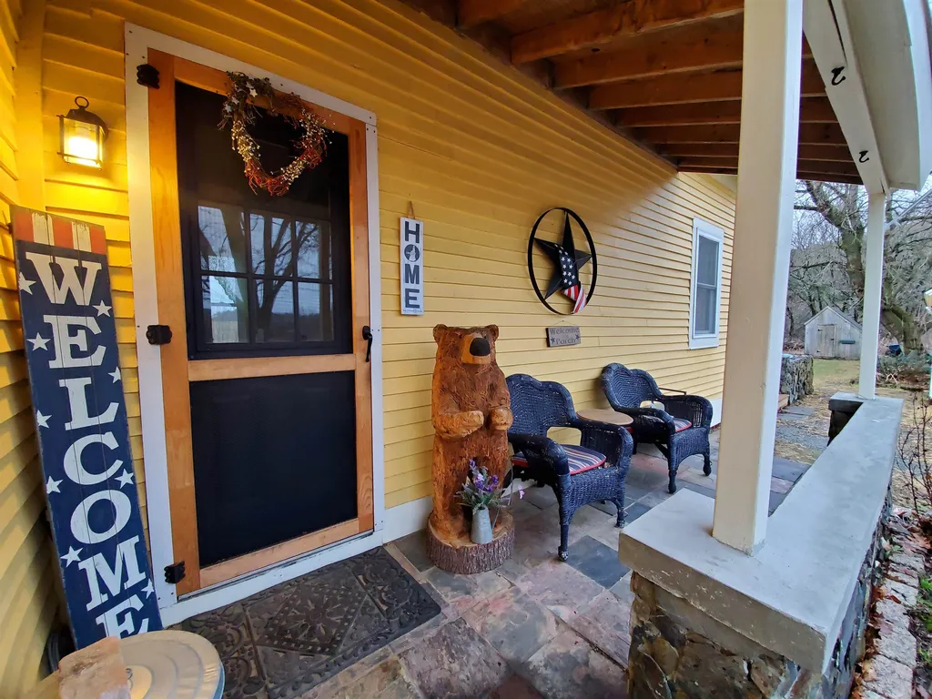 95 Windsor Road Claremont NH 03743