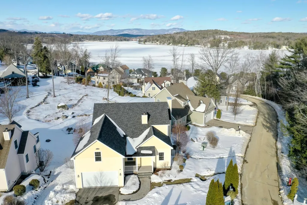 153 Long Bay Drive Laconia NH 03246