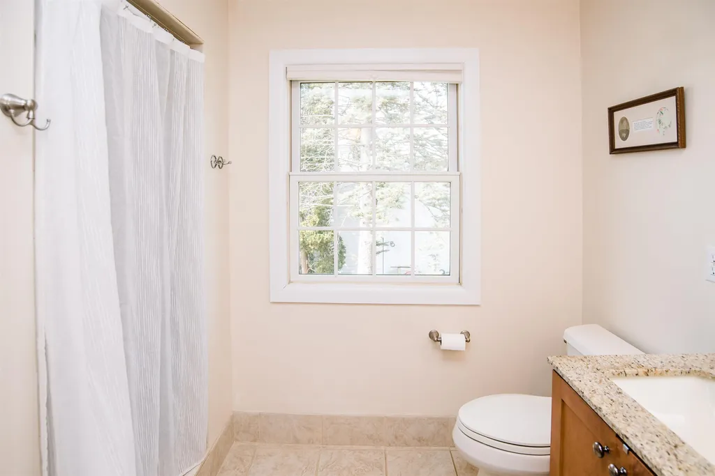 201 Crescent Beach Drive Burlington VT 05408