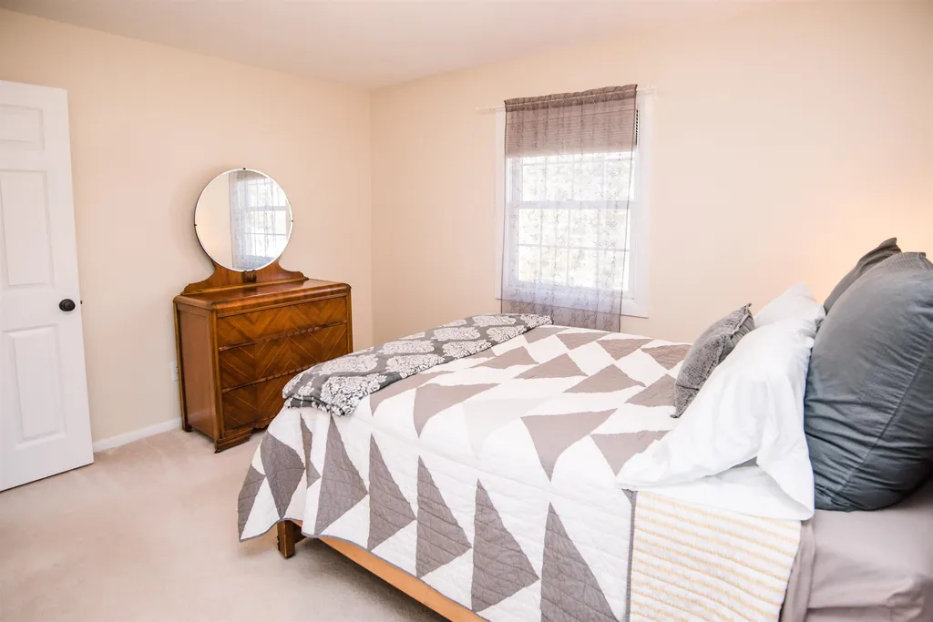 201 Crescent Beach Drive Burlington VT 05408