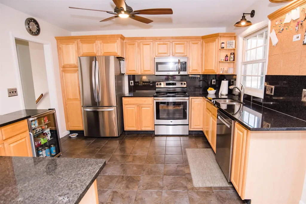 201 Crescent Beach Drive Burlington VT 05408
