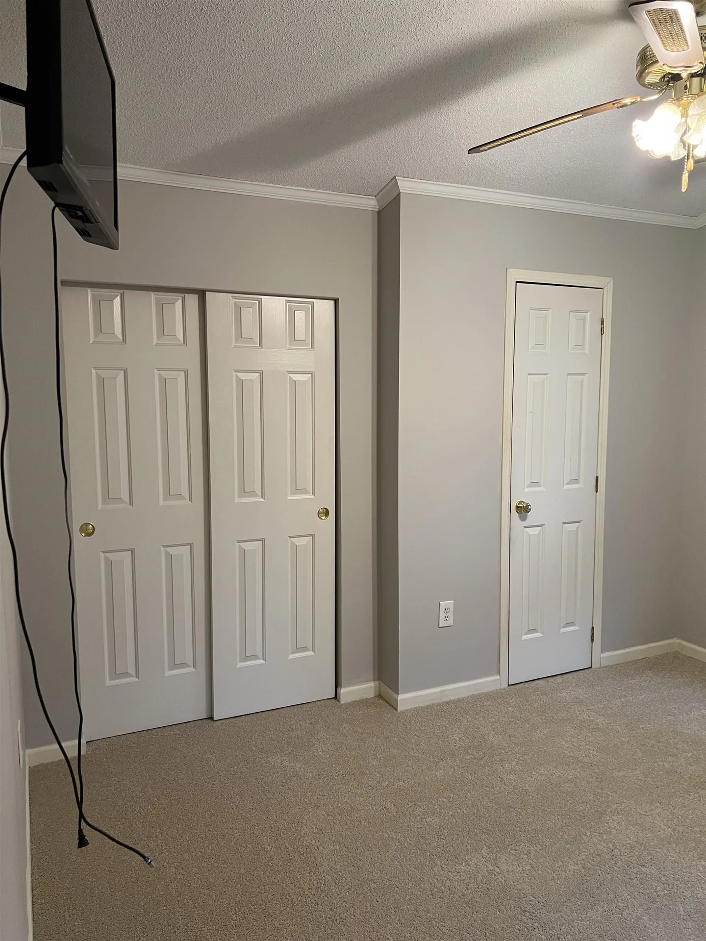 23 Englewood Drive Raymond NH 03077