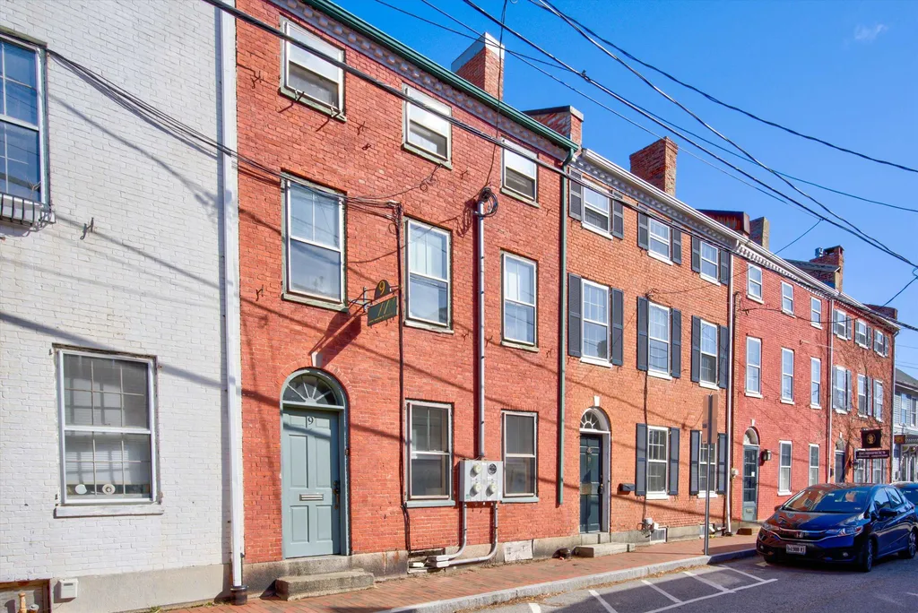 9 Sheafe Street Portsmouth NH 03801