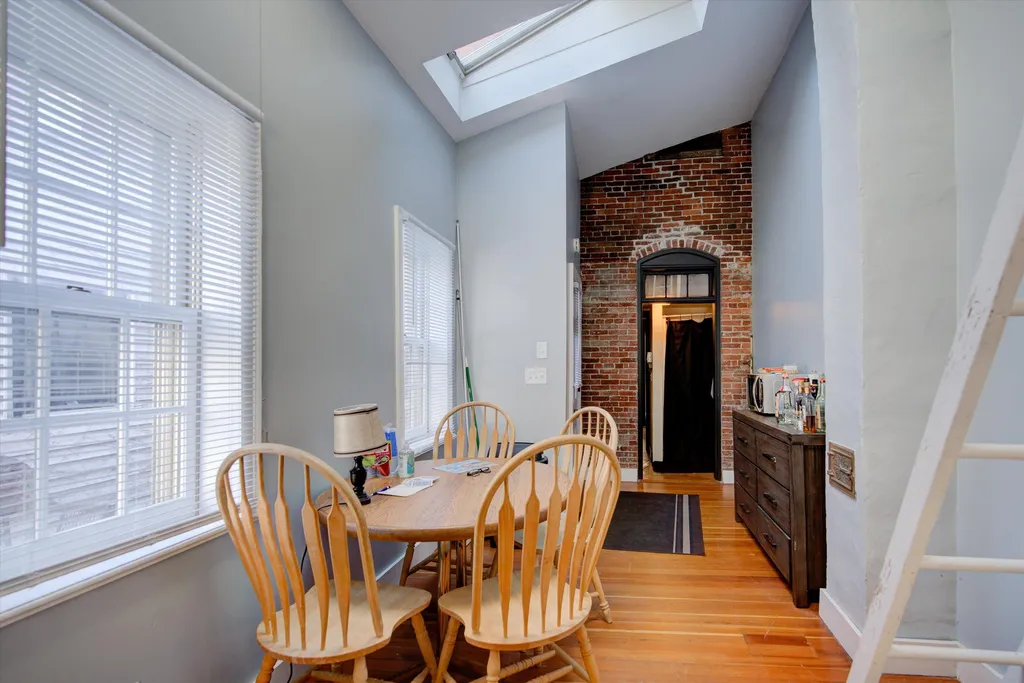 9 Sheafe Street Portsmouth NH 03801
