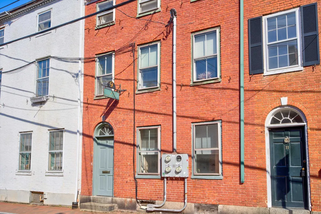 9 Sheafe Street Portsmouth NH 03801
