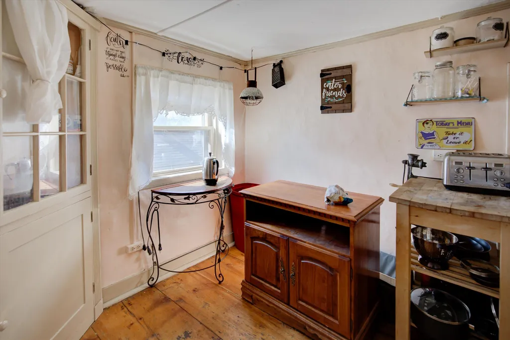 9 Sheafe Street Portsmouth NH 03801