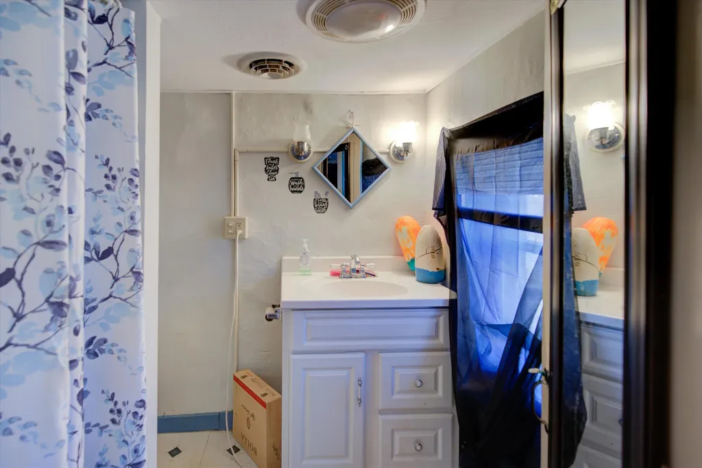 9 Sheafe Street Portsmouth NH 03801