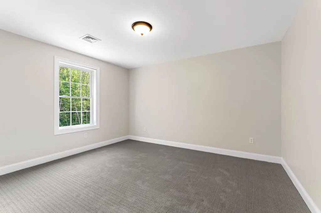 61 Old Walpole Road Keene NH 03431