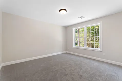 61 Old Walpole Road Keene NH 03431