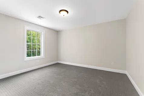 61 Old Walpole Road Keene NH 03431