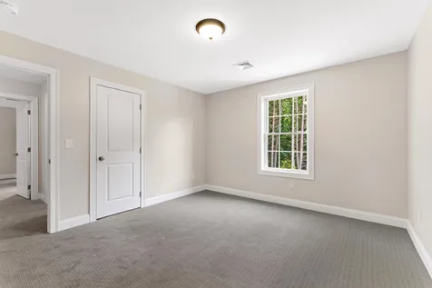 61 Old Walpole Road Keene NH 03431