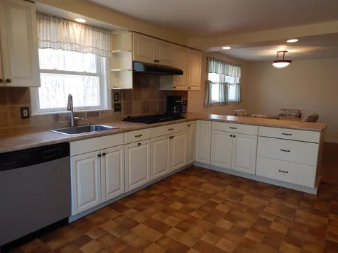 385 Broadlake Road Colchester VT 05446