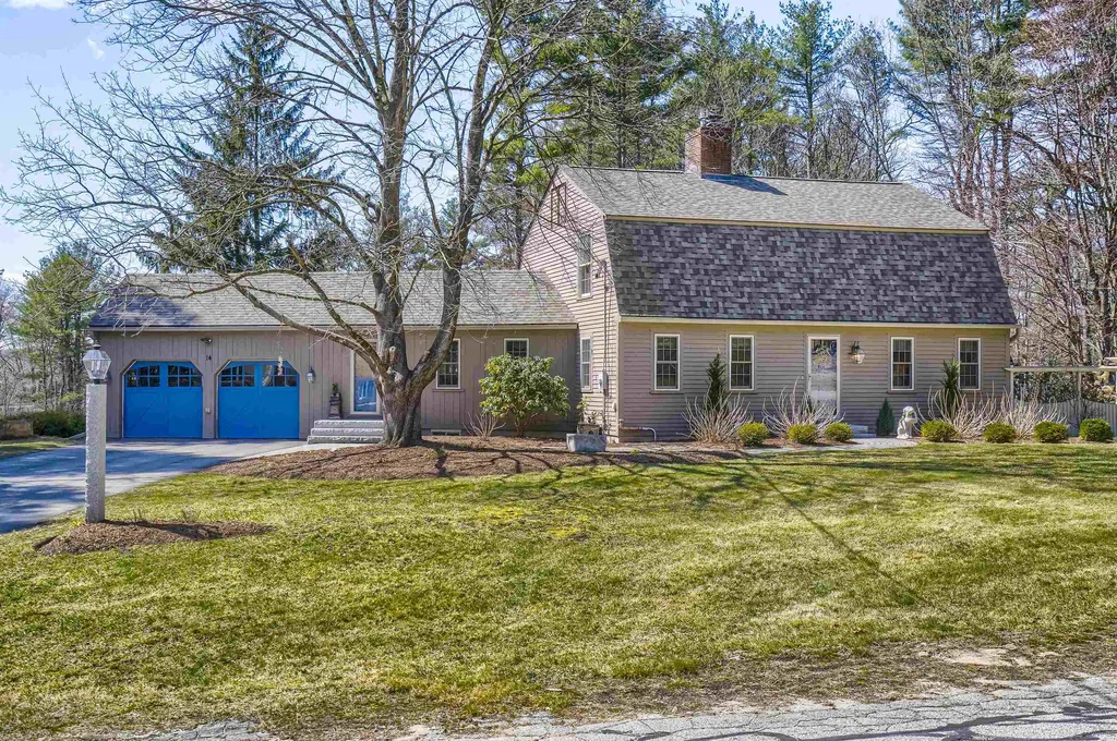 14 Oak Hill Drive Amherst NH 03031