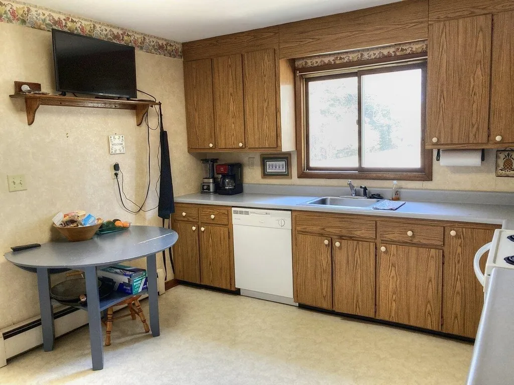 373 Woodbine Road Shelburne VT 05482