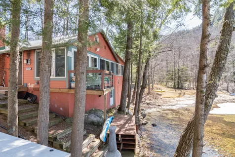 5 Cove Way New Hampton NH 03256