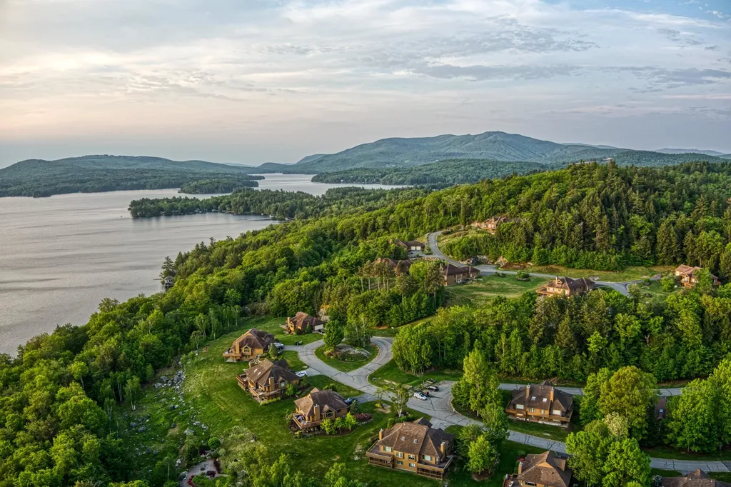 19 Overlook At Indian Cave Sunapee NH 03782