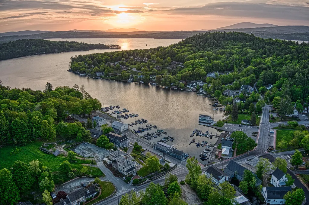 19 Overlook At Indian Cave Sunapee NH 03782