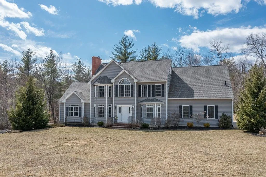 211 Oak Hill Road Barrington NH 03825