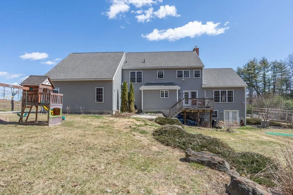 211 Oak Hill Road Barrington NH 03825