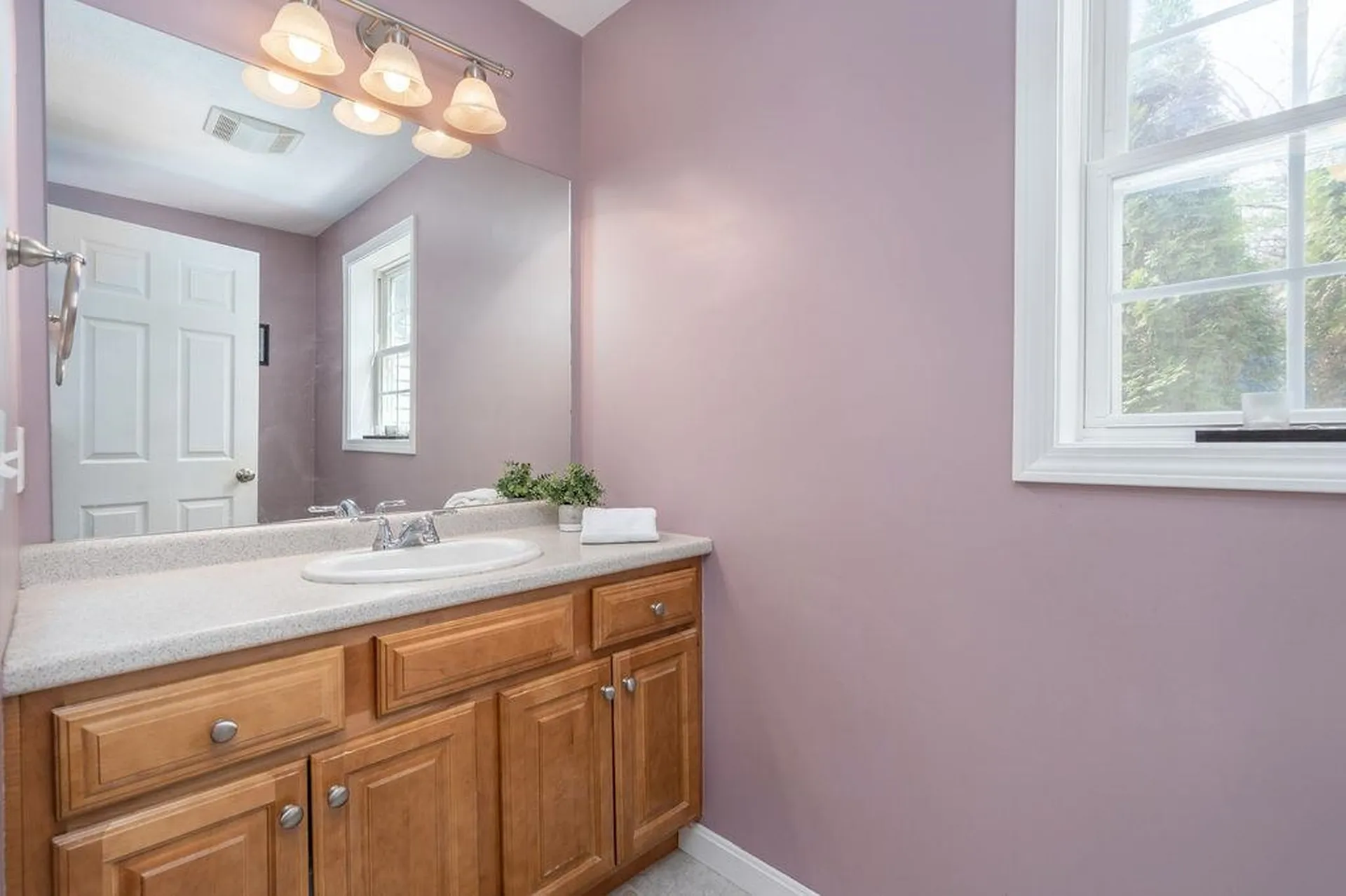 211 Oak Hill Road Barrington NH 03825