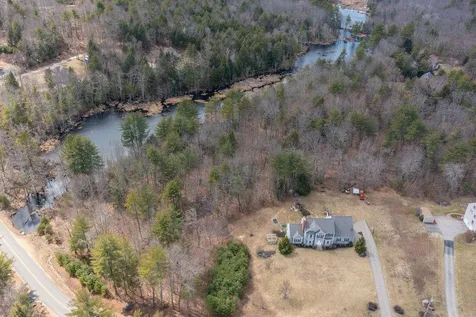 211 Oak Hill Road Barrington NH 03825