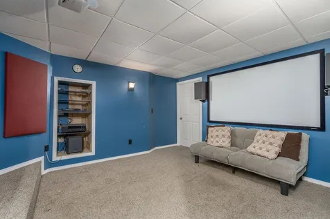 211 Oak Hill Road Barrington NH 03825